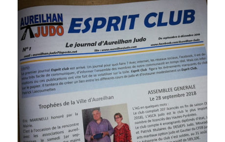 ESPRIT CLUB N°1 EST PARU !