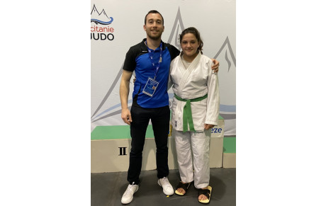 Clara Aujard se qualifie pour les France